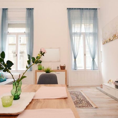 Lillybeth City Center Apartments Budapest Exterior foto