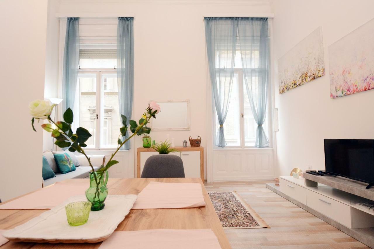 Lillybeth City Center Apartments Budapest Exterior foto
